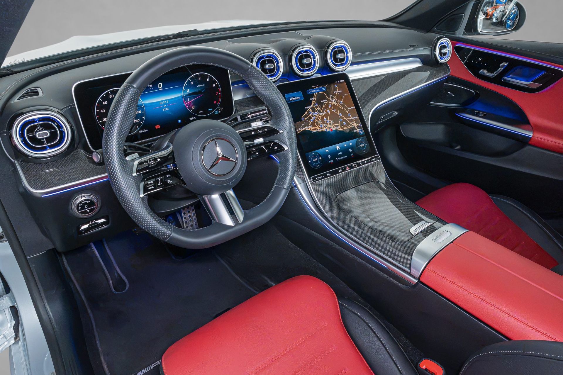 2025 Mercedes-Benz C-Class photo 4