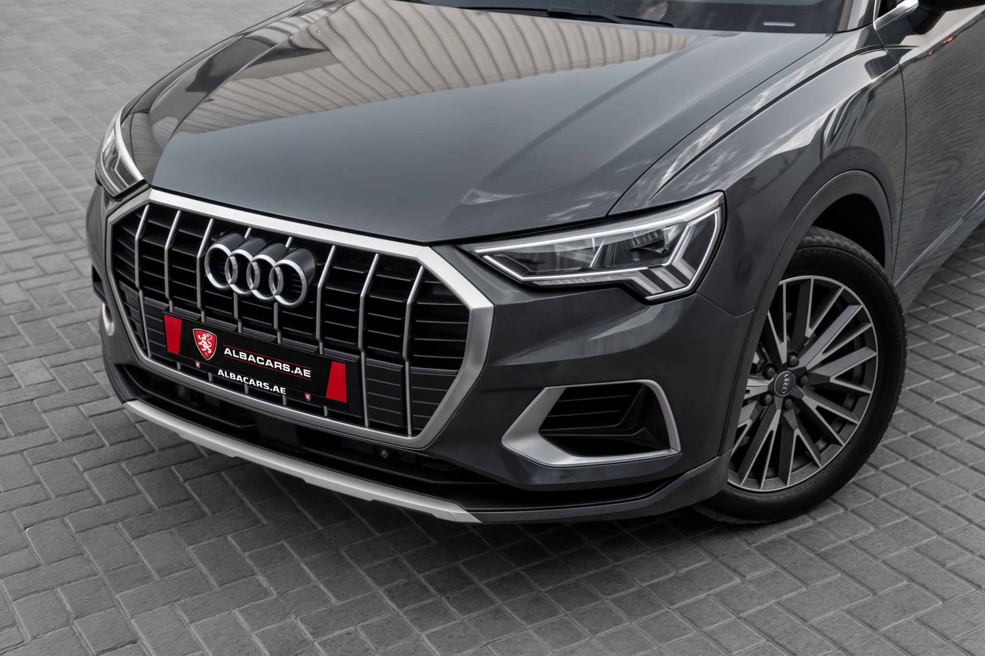 2020 Audi Q3 photo 2