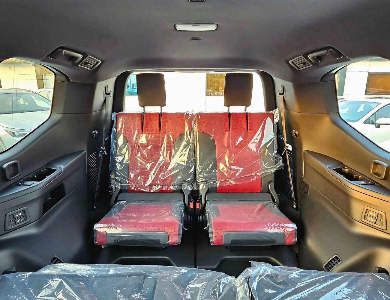 2026 Toyota Land Cruiser VXR-Z photo 5