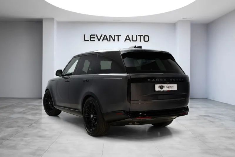 2025 Land Rover Range Rover photo 5