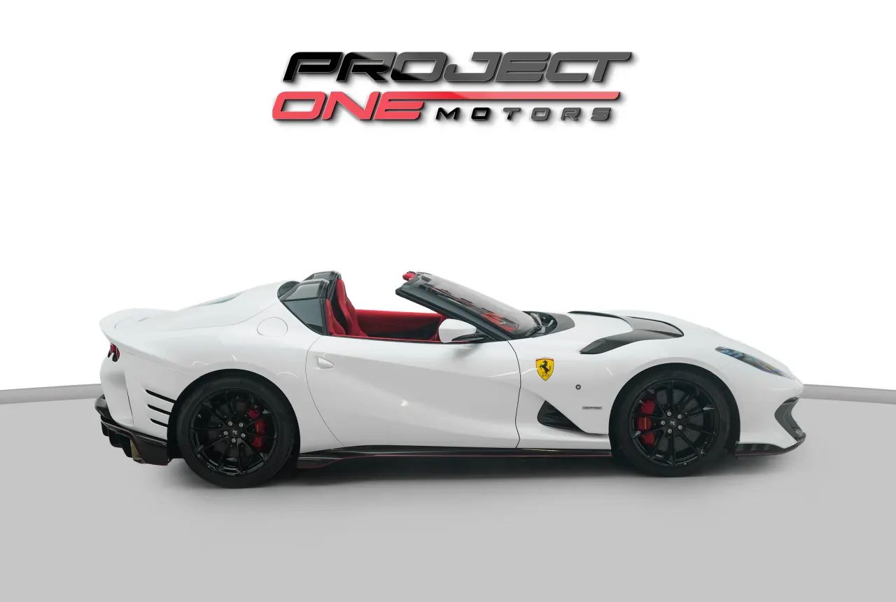 2024 Ferrari 812 GTS photo 2