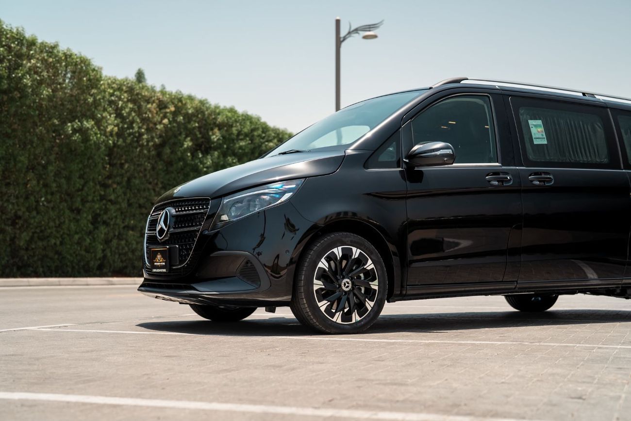 2026 Mercedes-Benz V-Class photo 3