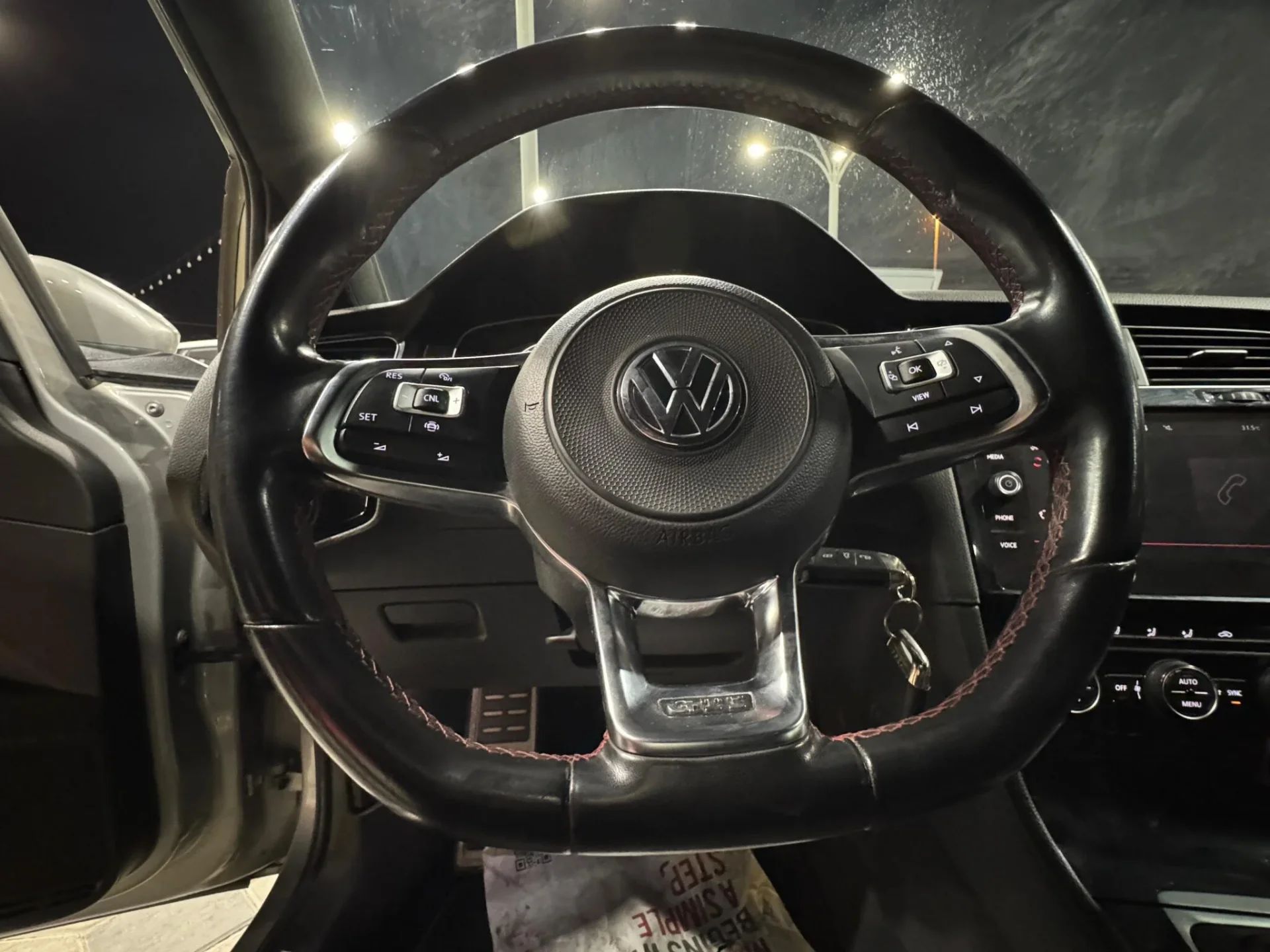 2019 Volkswagen Golf photo 4