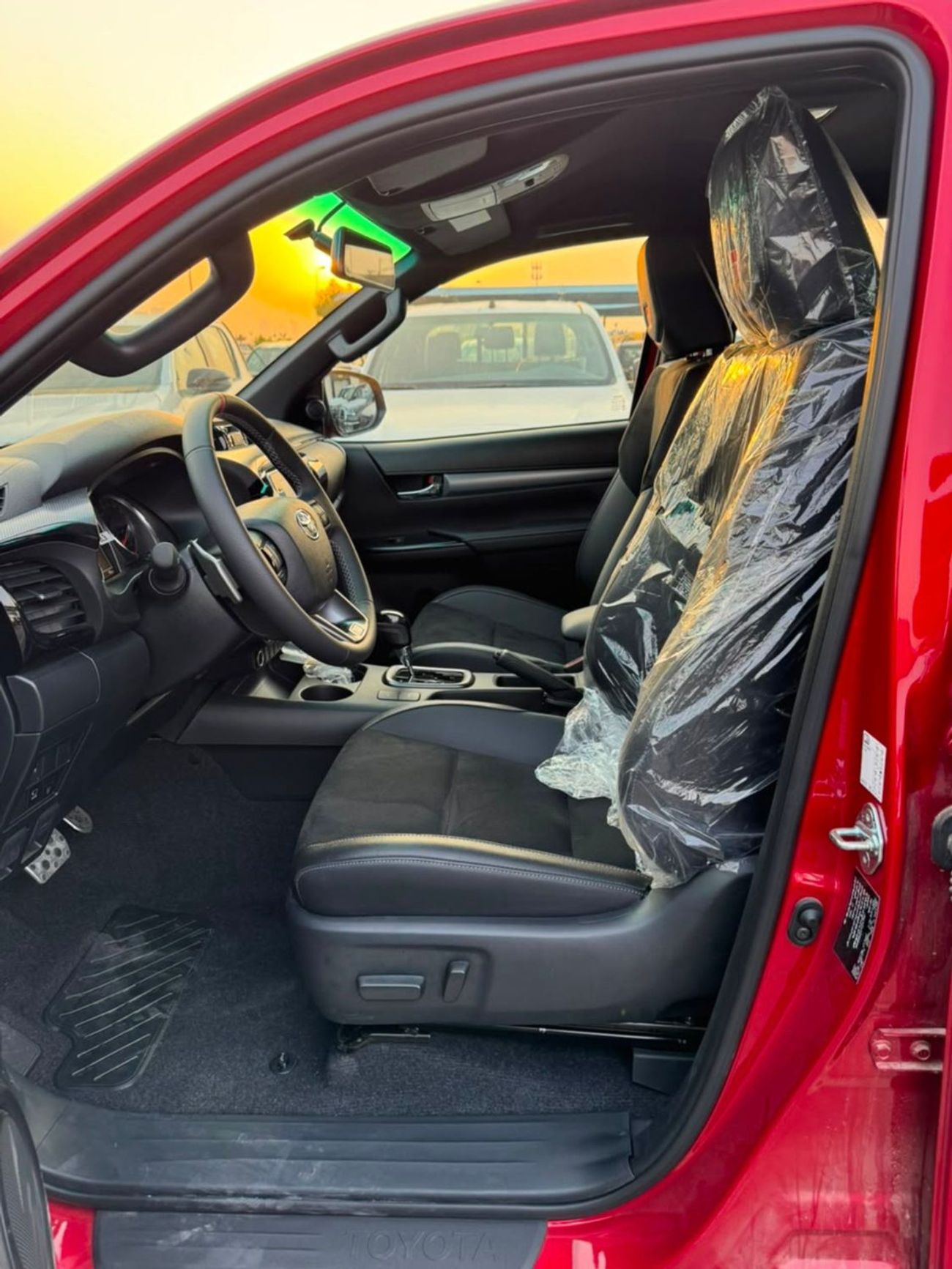 2026 Toyota Hilux photo 3