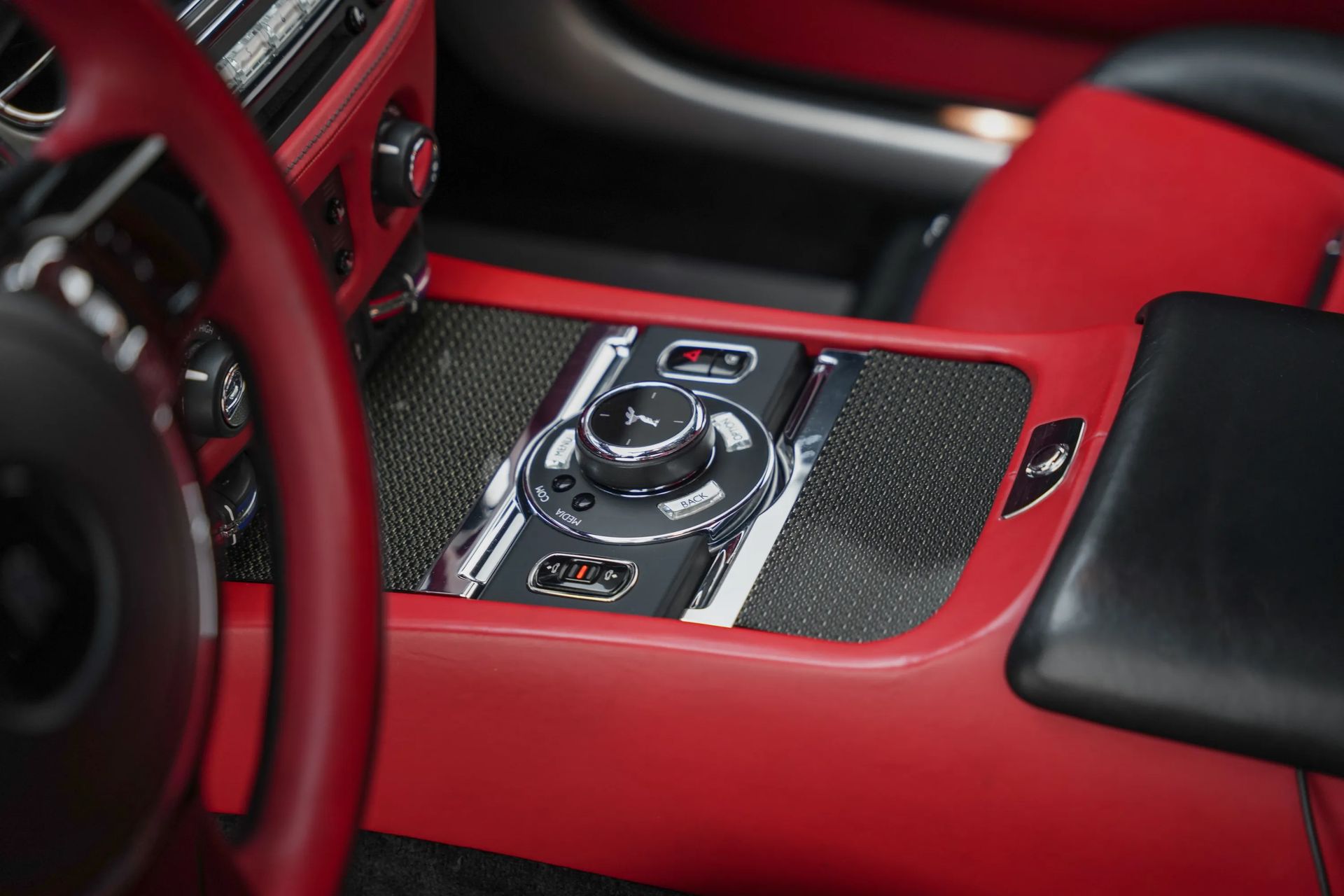 2018 Rolls-Royce Wraith Black Badge photo 4