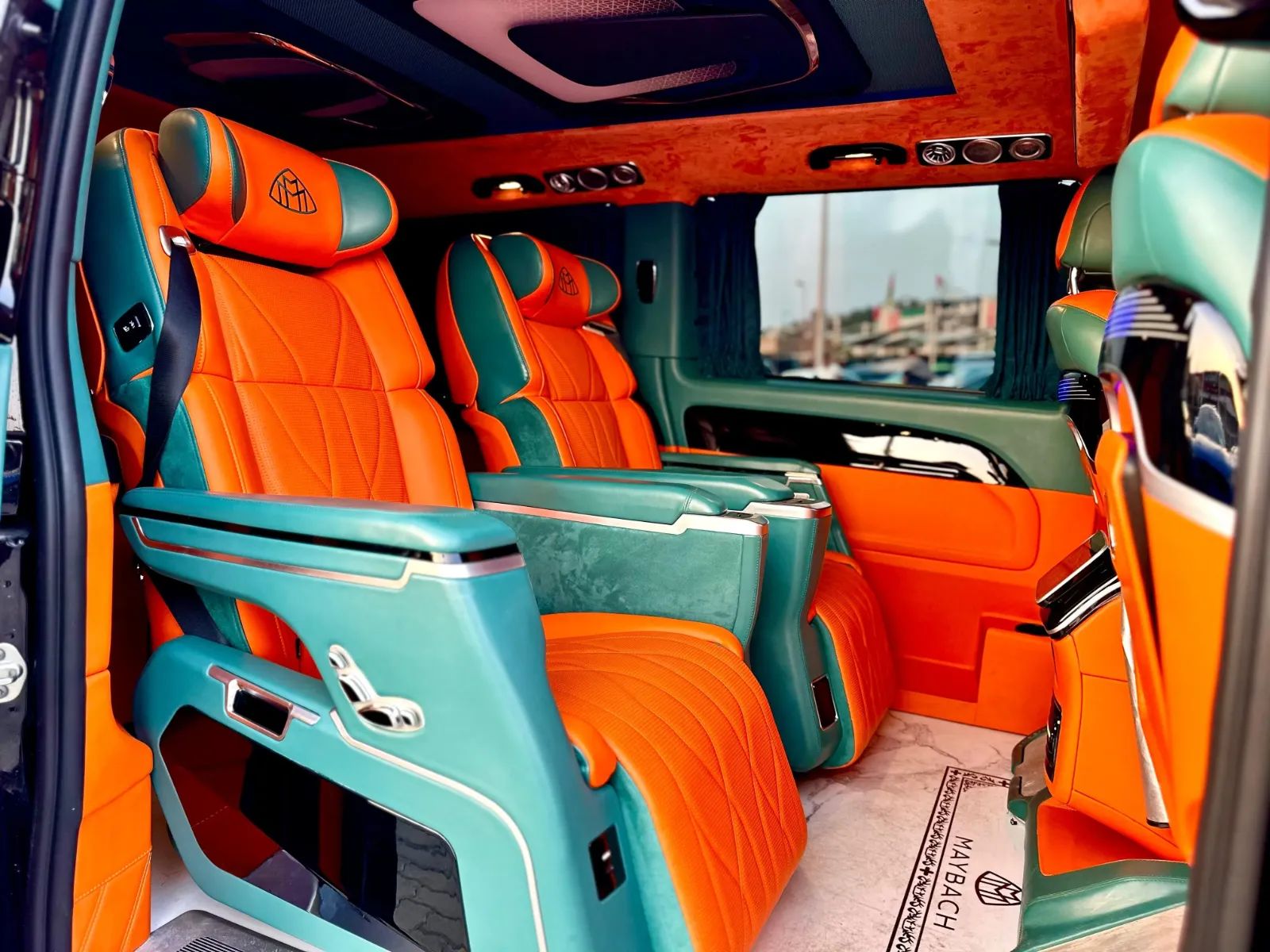 2023 Mercedes-Benz V-Class photo 4