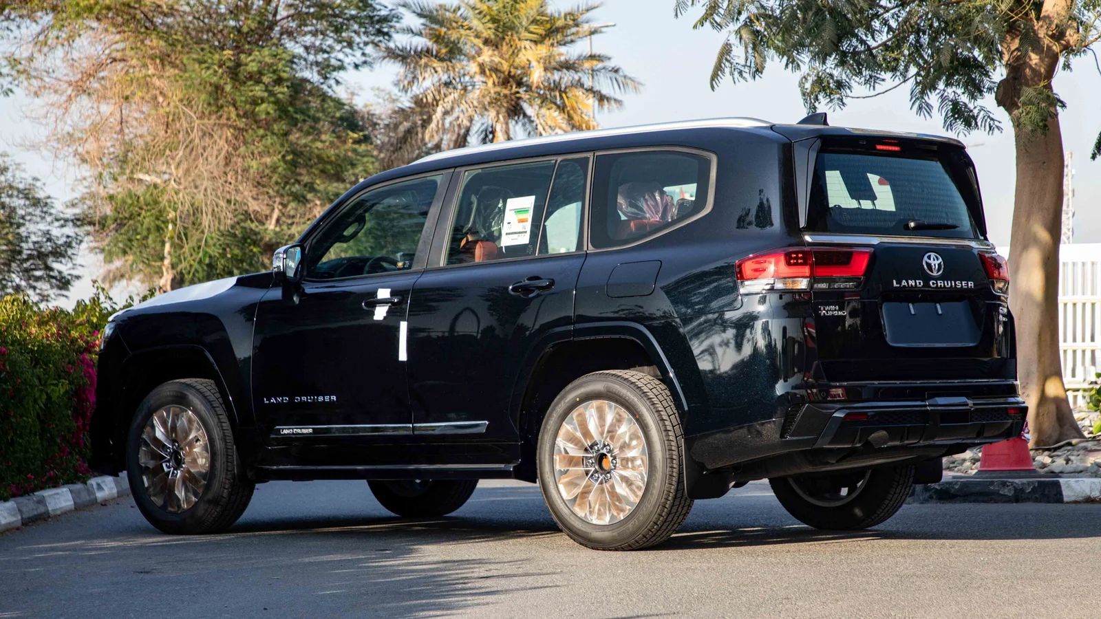 2026 Toyota Land Cruiser photo 5
