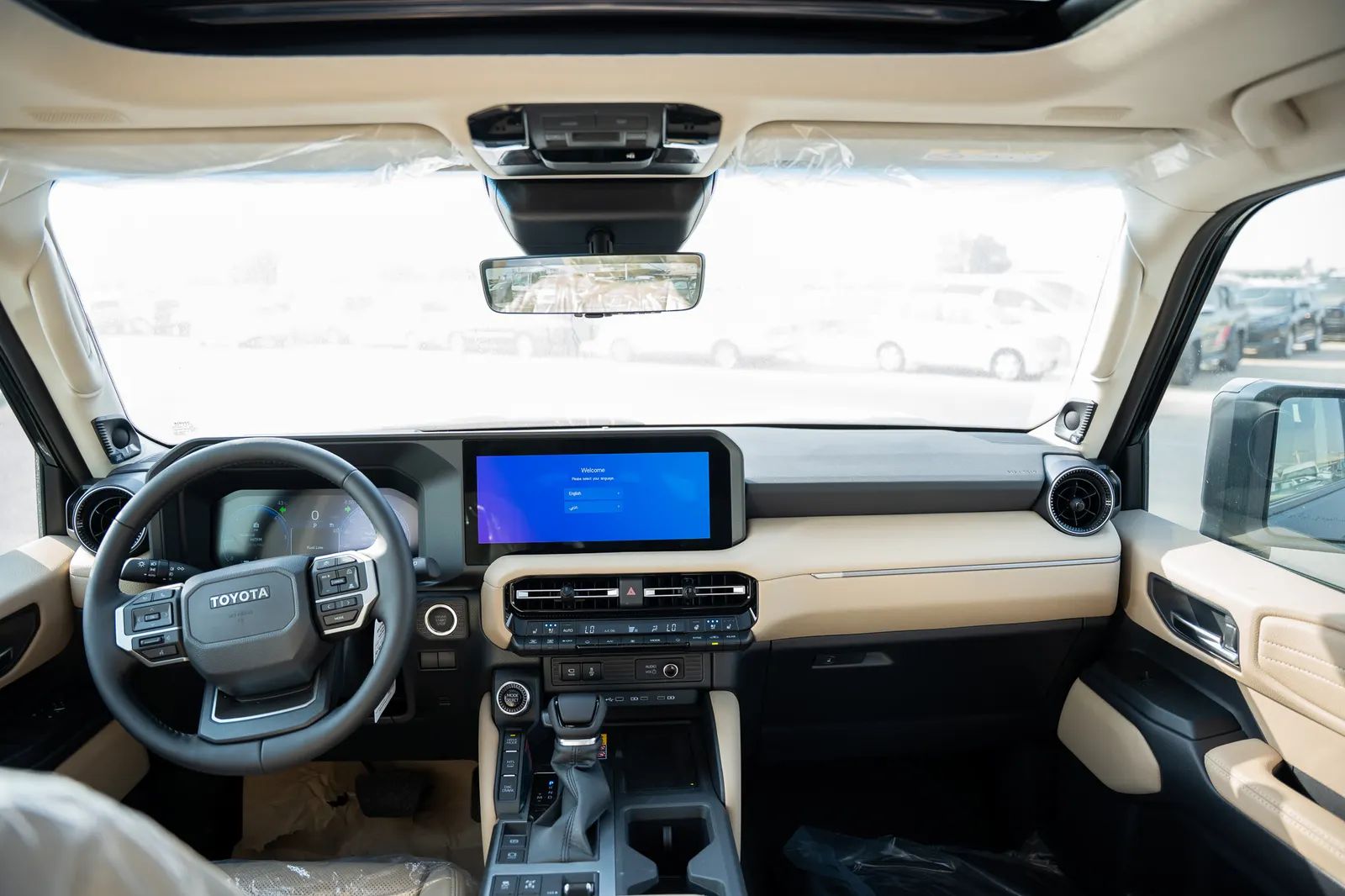 2025 Toyota Prado photo 2