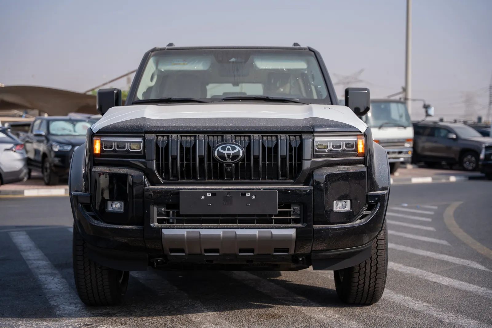 2025 Toyota Prado photo 3