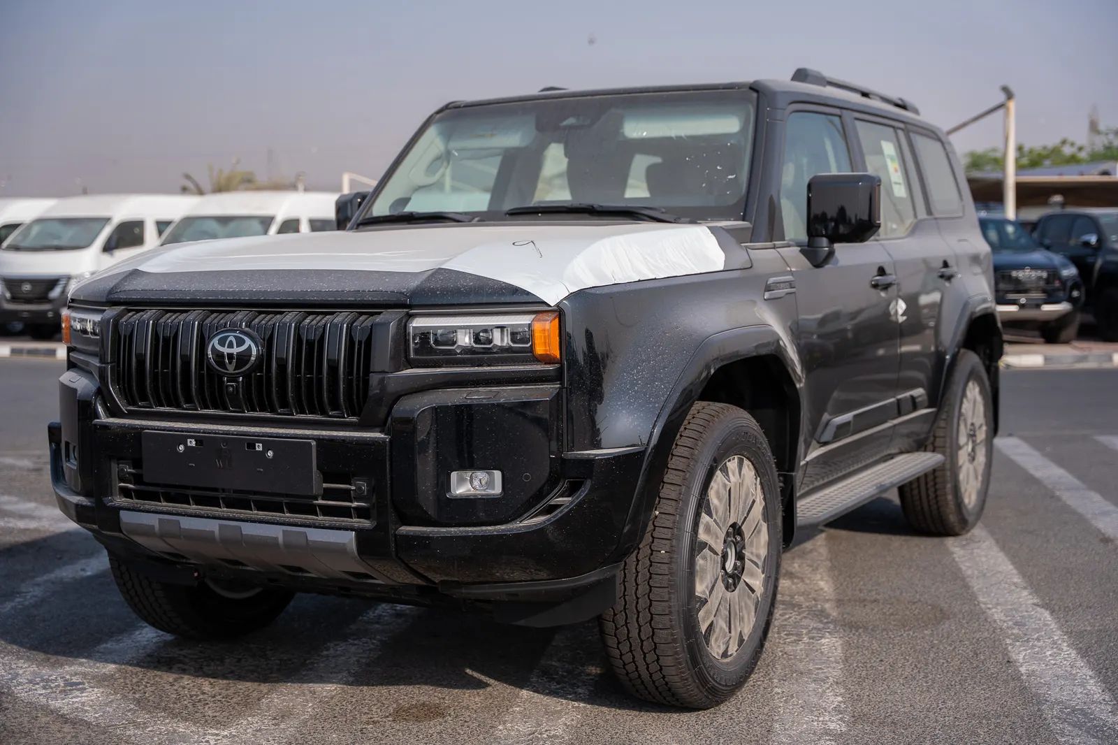 2025 Toyota Prado photo 4