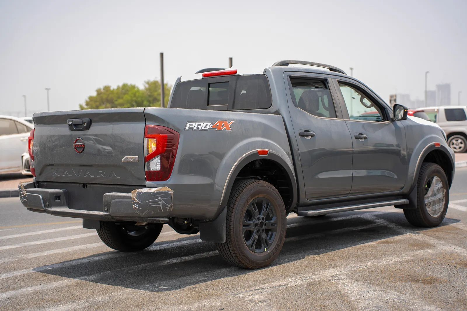 2025 Nissan Navara photo 4