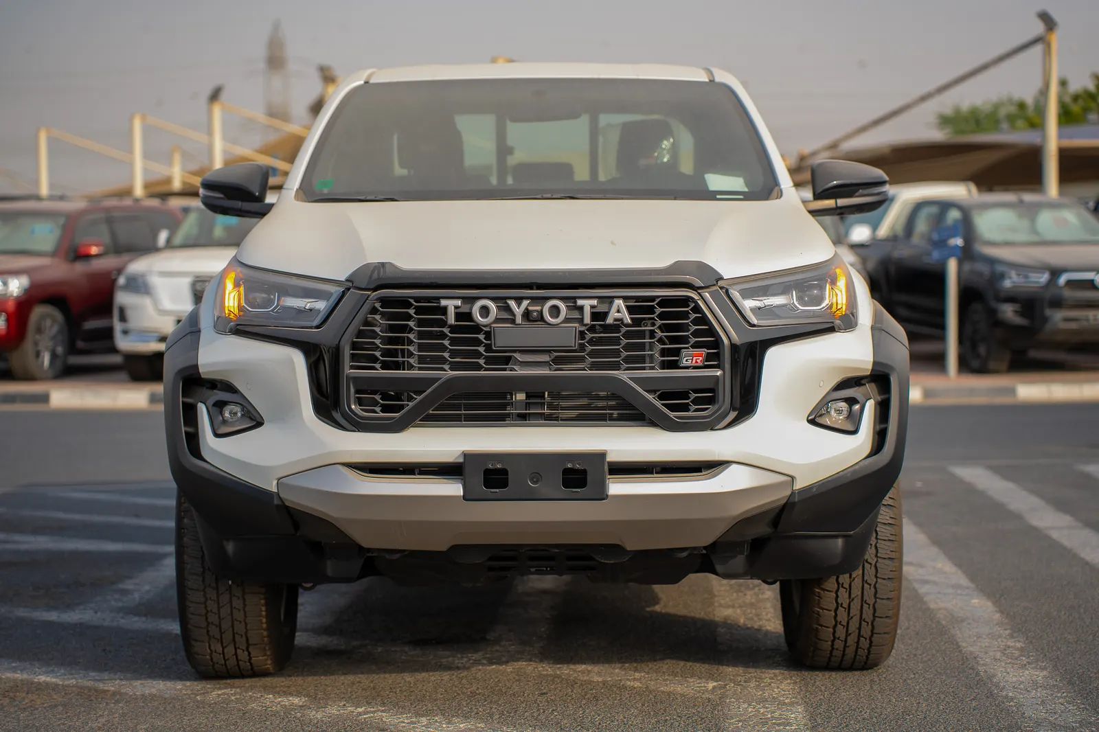 2024 Toyota Hilux photo 3