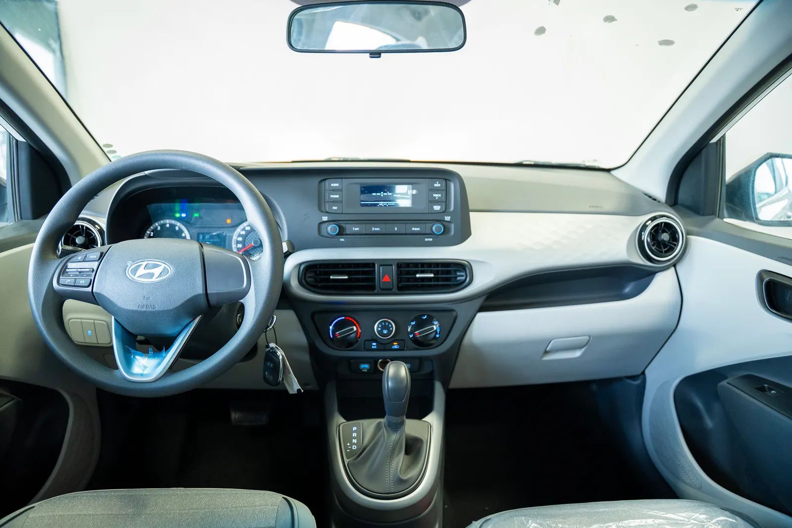2026 Hyundai i10 photo 2
