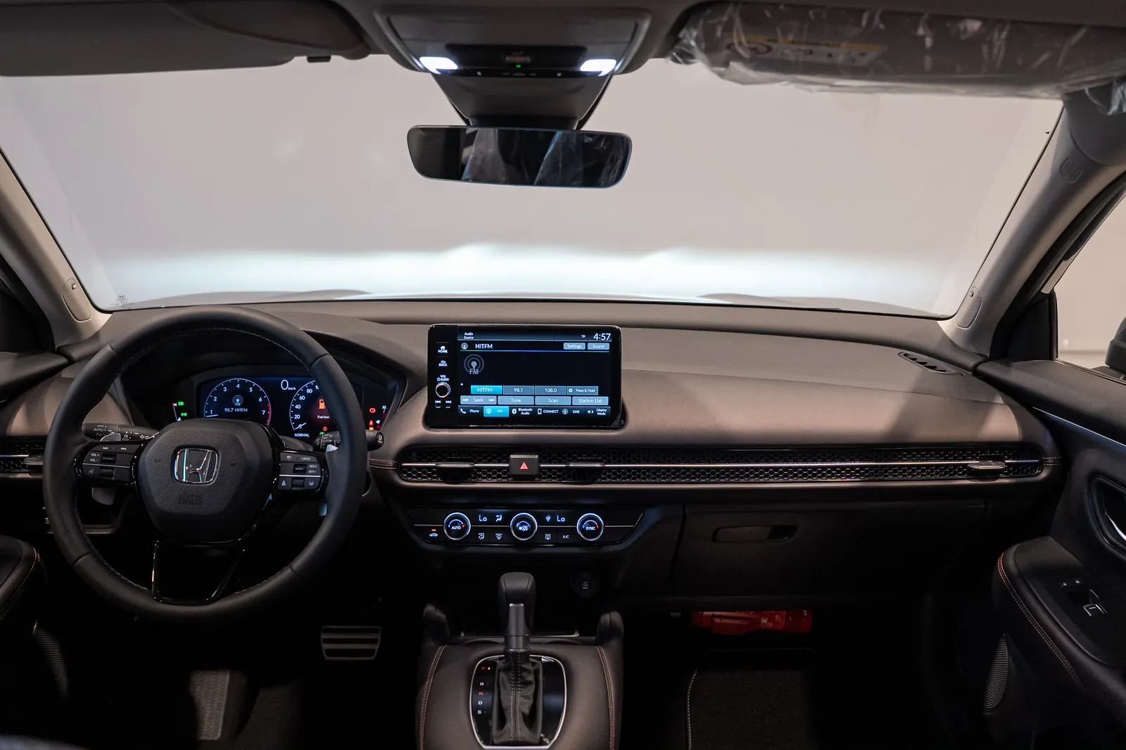 2025 Honda ZR-V photo 2