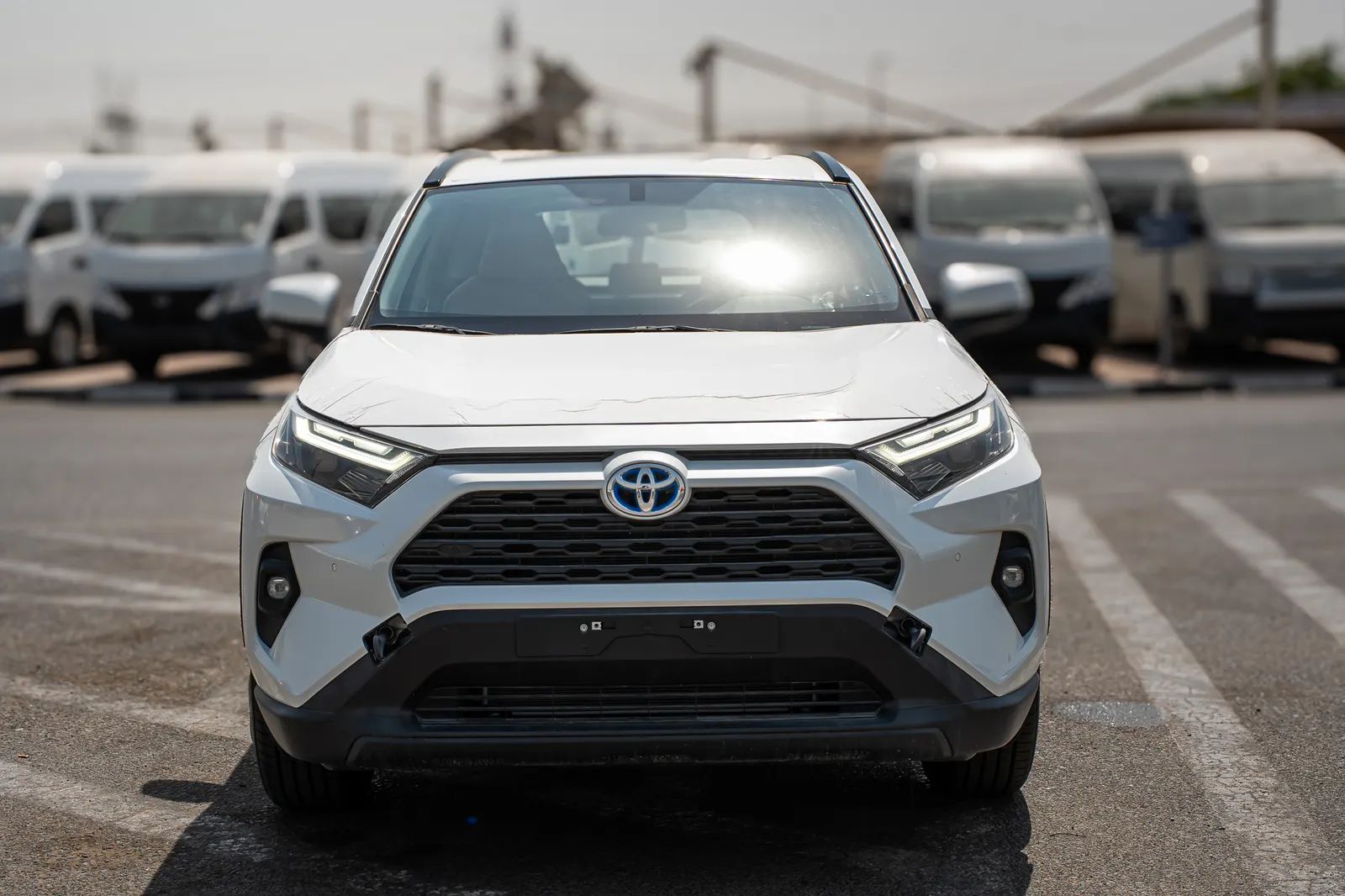 2024 Toyota RAV4 photo 4