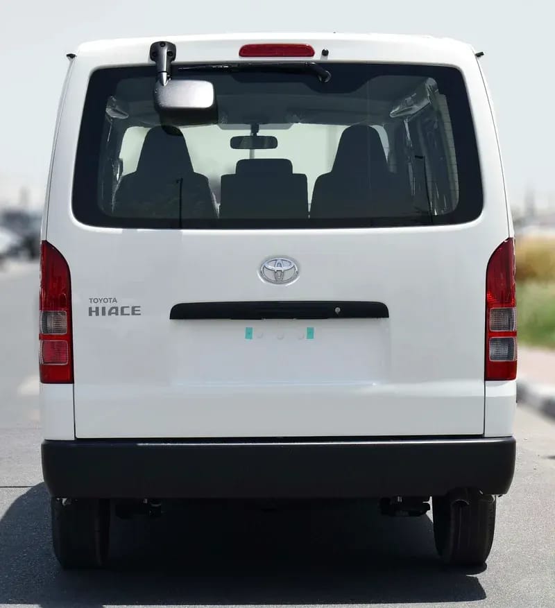 2025 Toyota Hiace photo 5