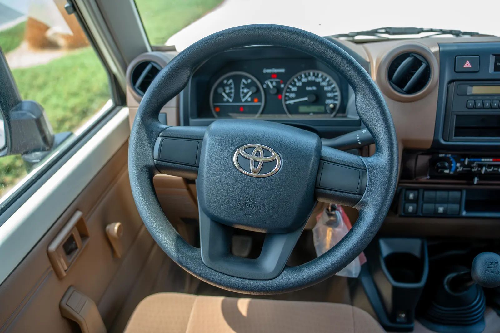 2025 Toyota Land Cruiser photo 4
