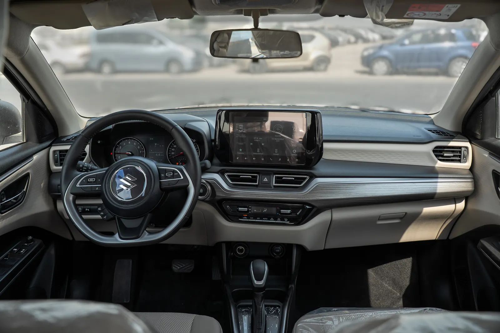 2026 Suzuki Dzire photo 2