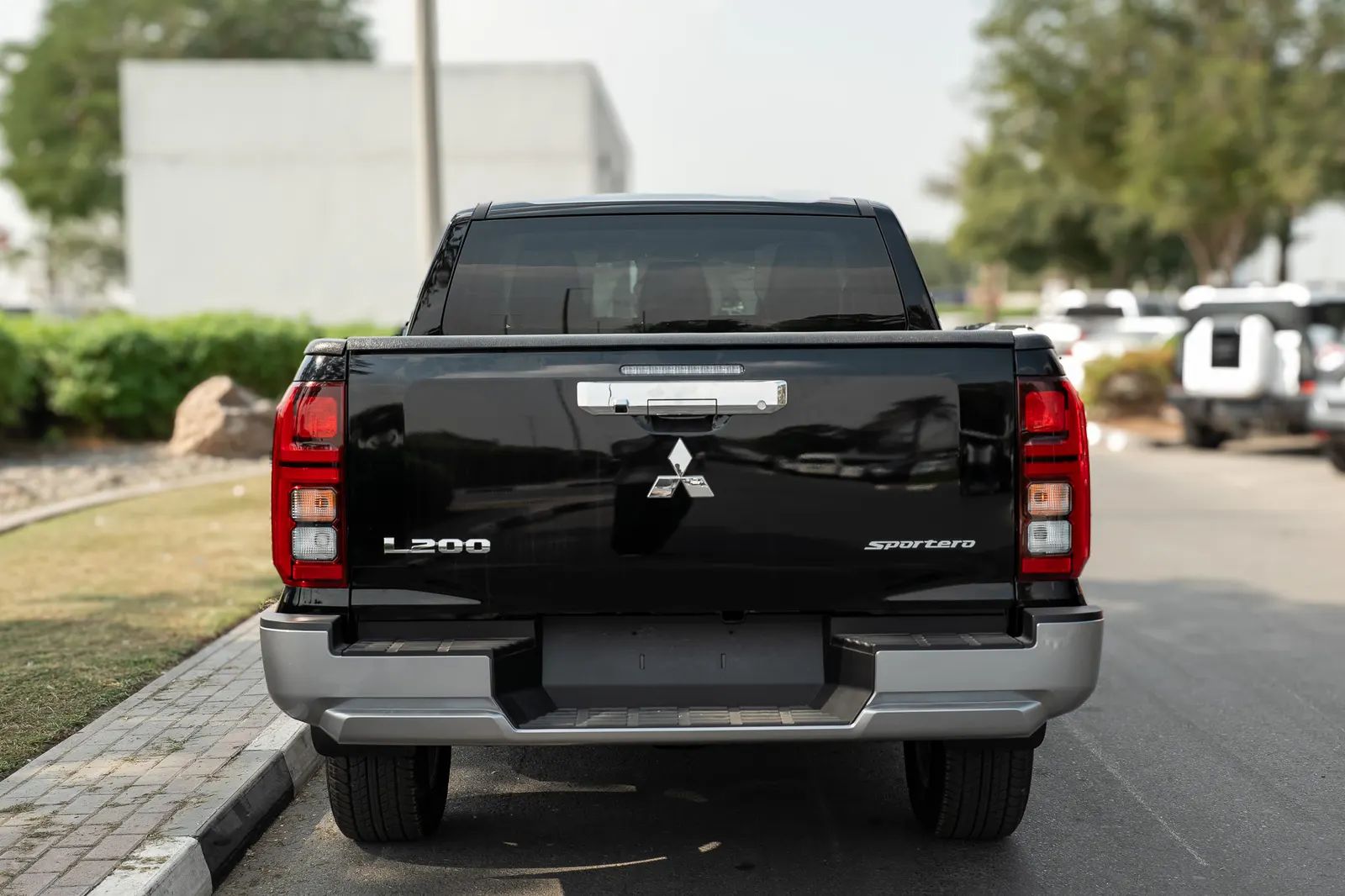 2027 Mitsubishi L200 photo 4