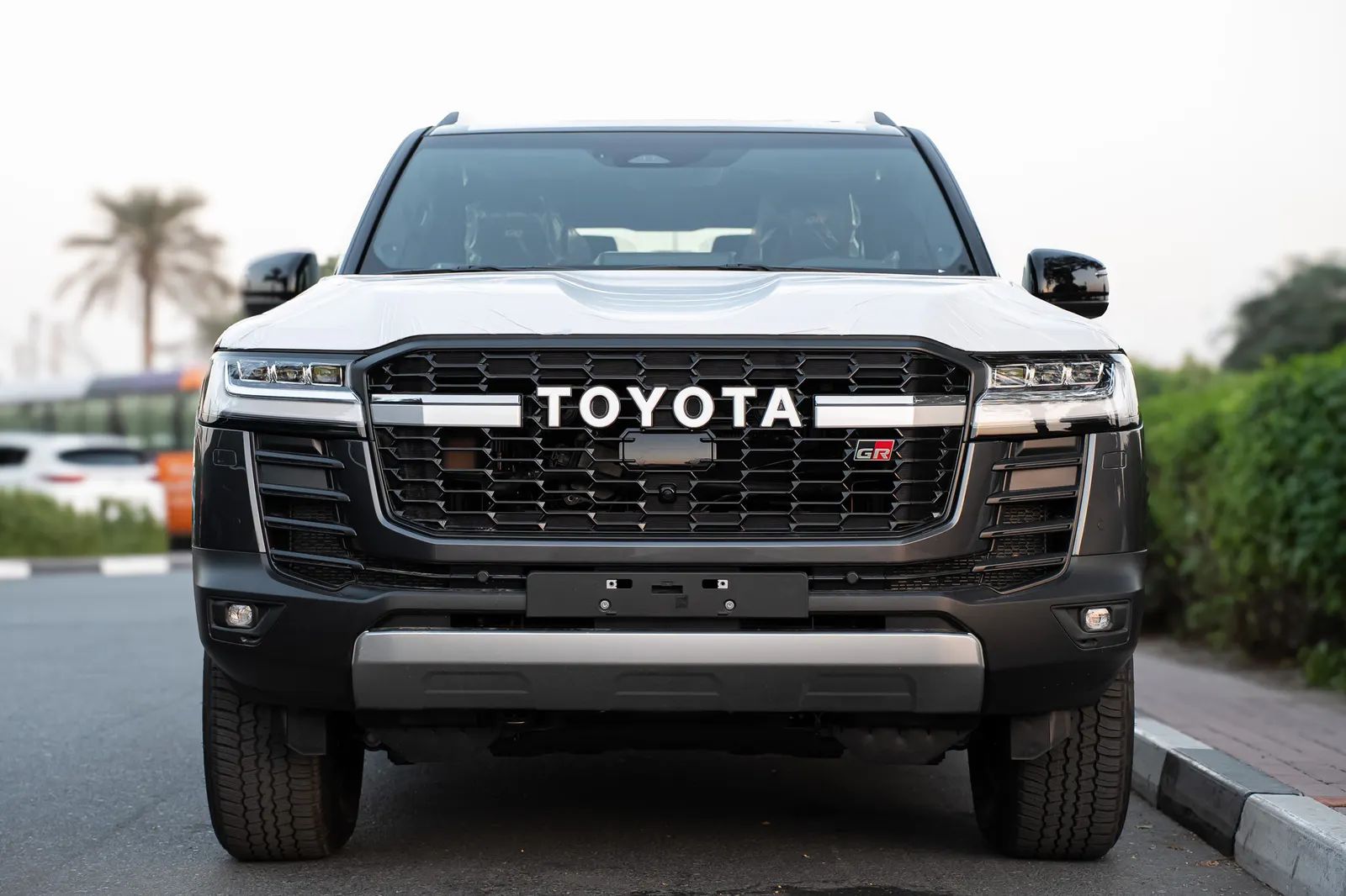 2025 Toyota Land Cruiser photo 5