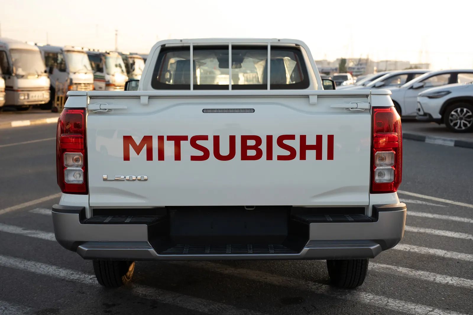 2026 Mitsubishi L200 photo 3