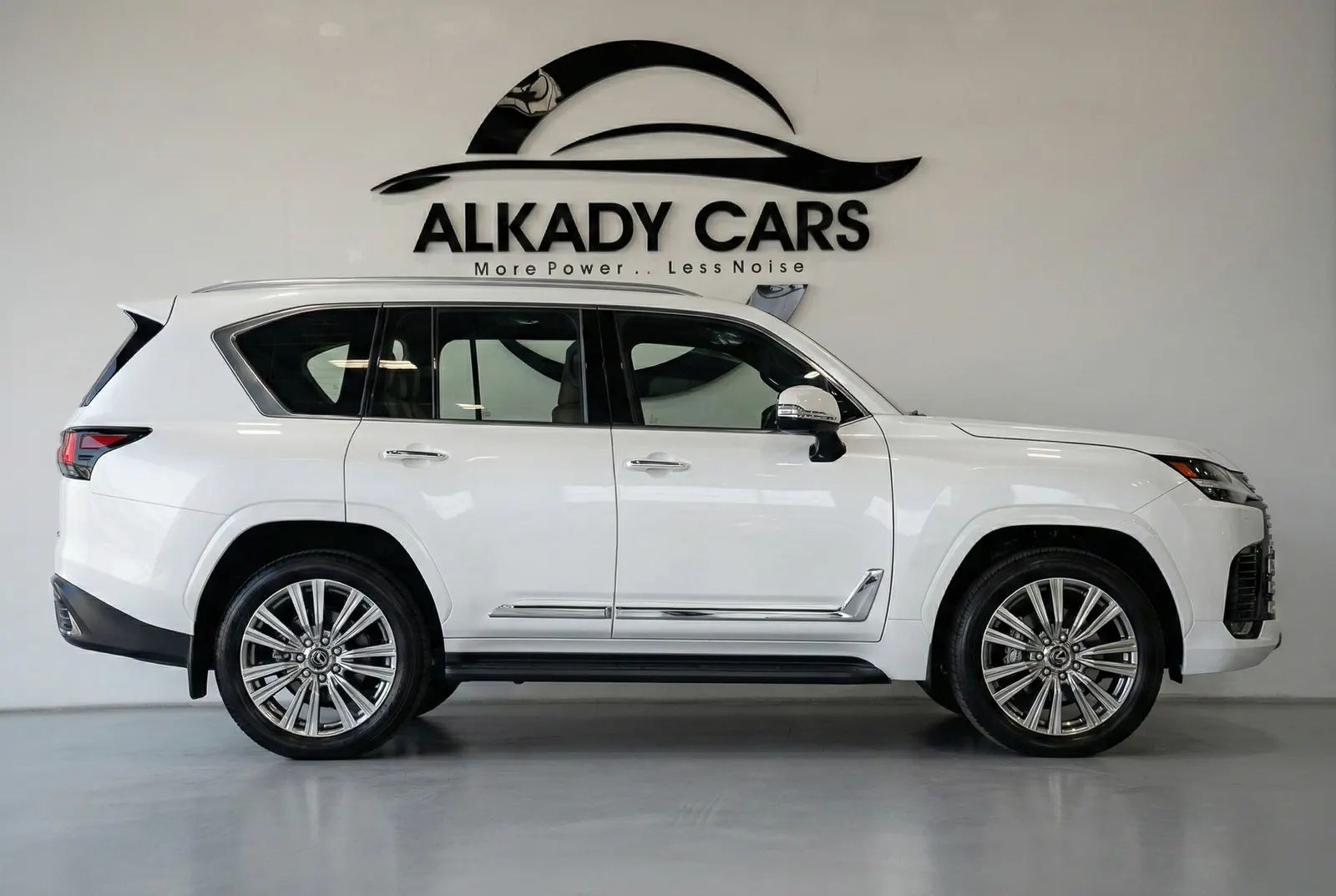 2025 Lexus LX photo 5