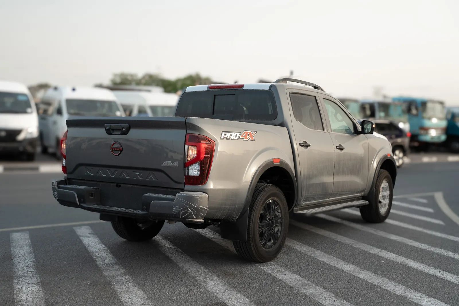 2025 Nissan Navara photo 4
