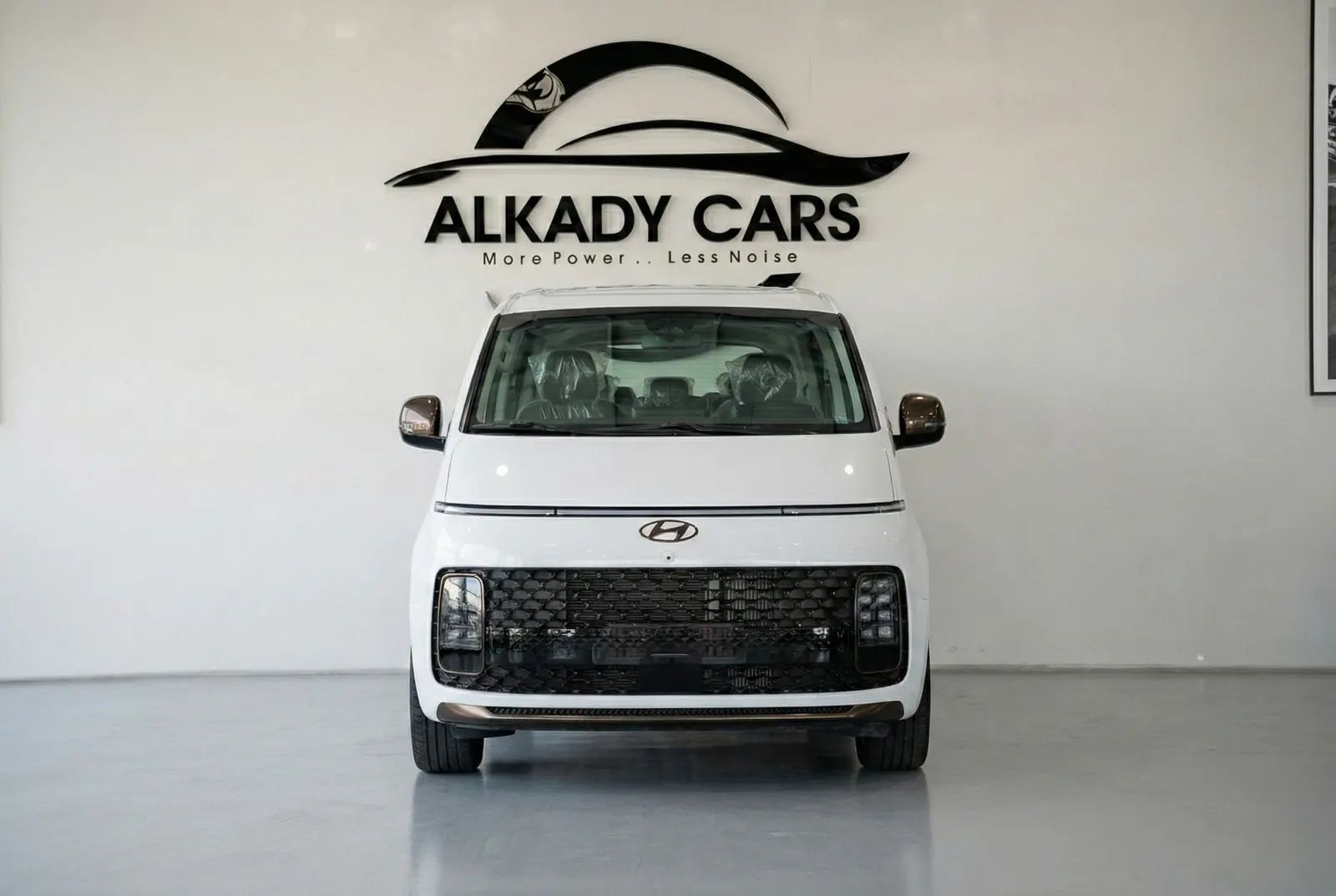 2025 Hyundai Staria