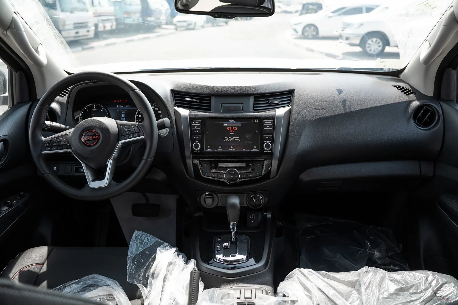 2025 Nissan Navara photo 2