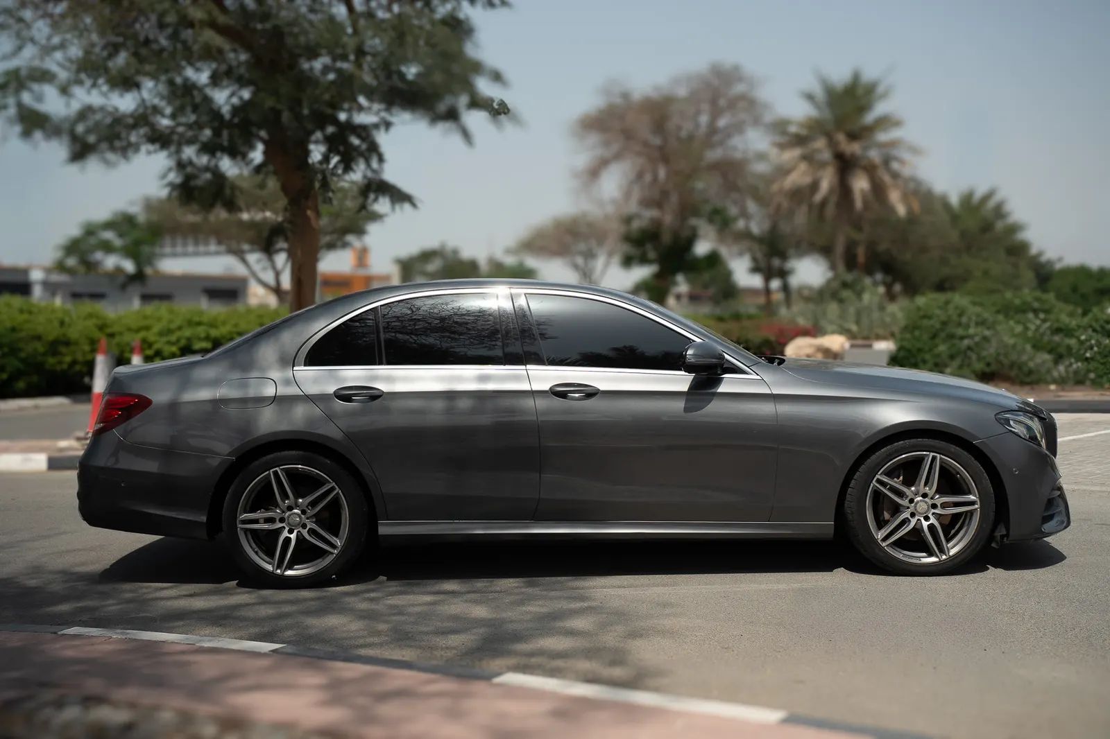 2017 Mercedes-Benz E-Class photo 4
