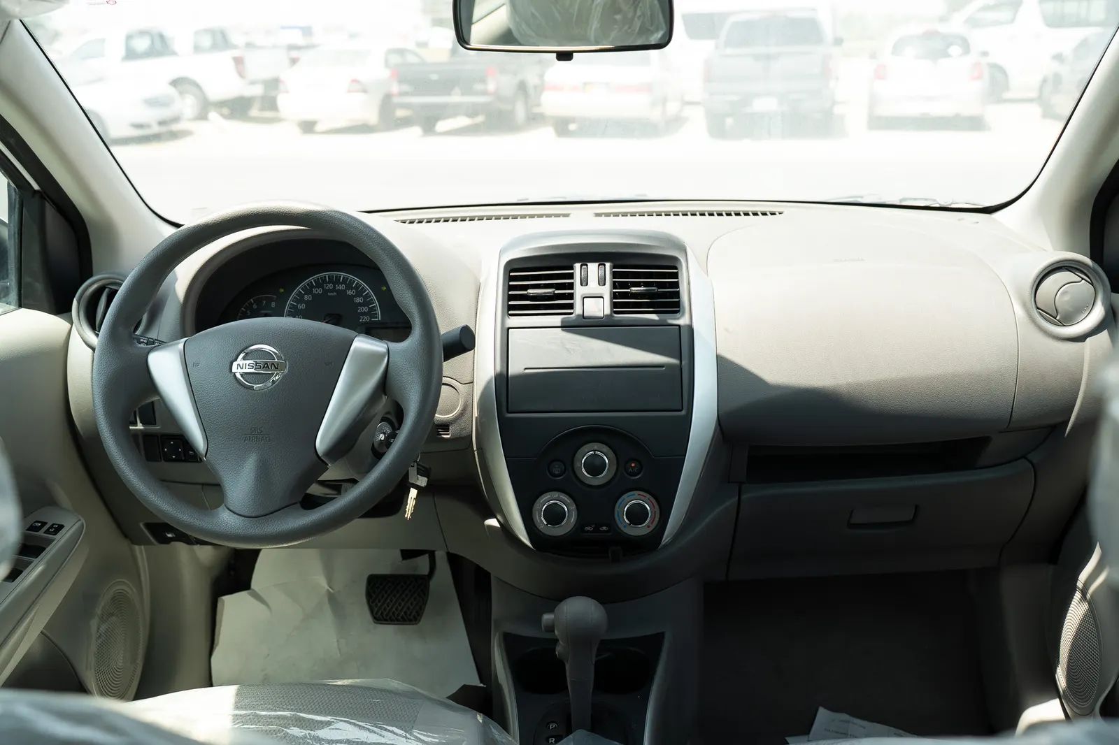 2026 Nissan Sunny photo 2
