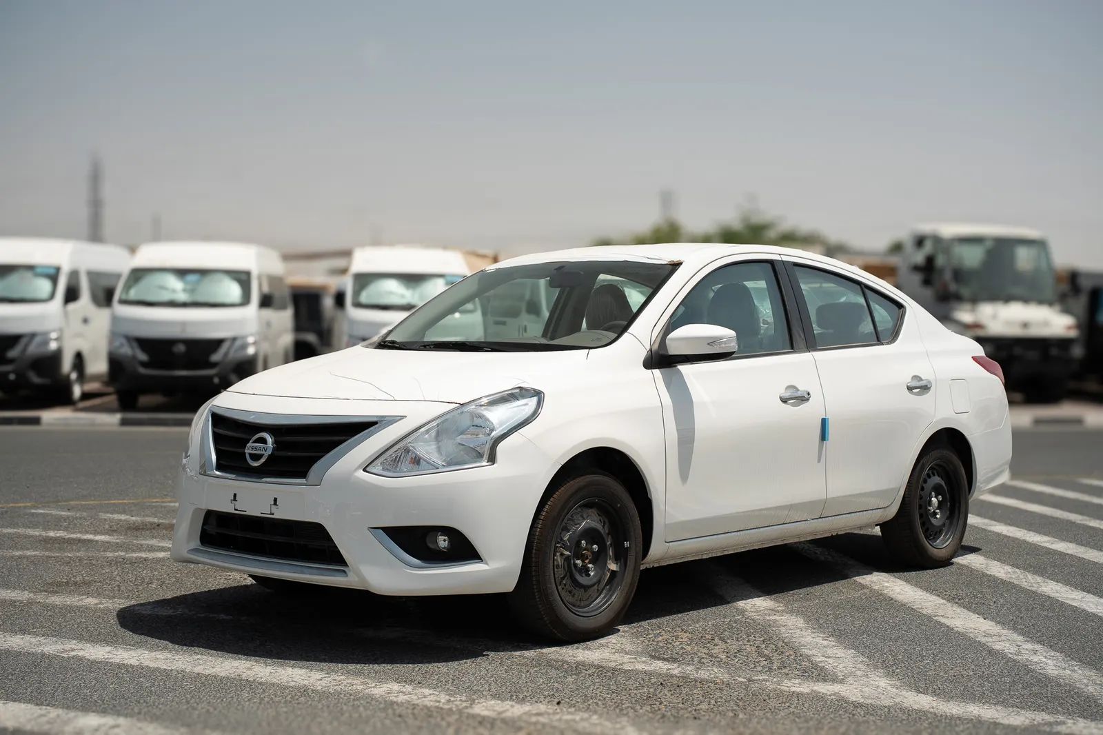 2026 Nissan Sunny photo 3