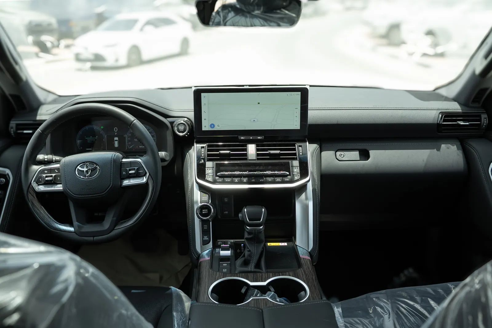 2025 Toyota Land Cruiser photo 2