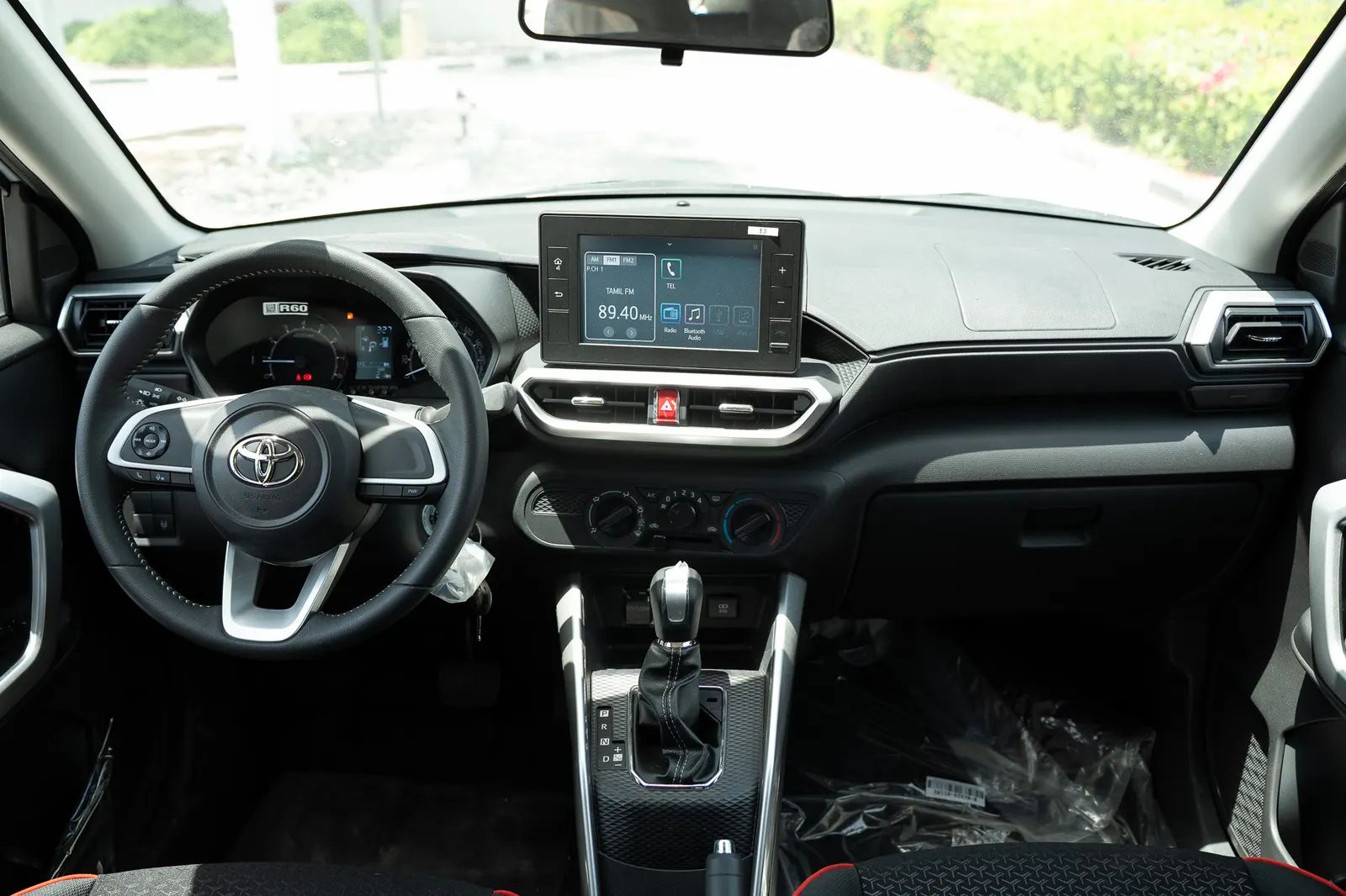 2025 Toyota Raize photo 2