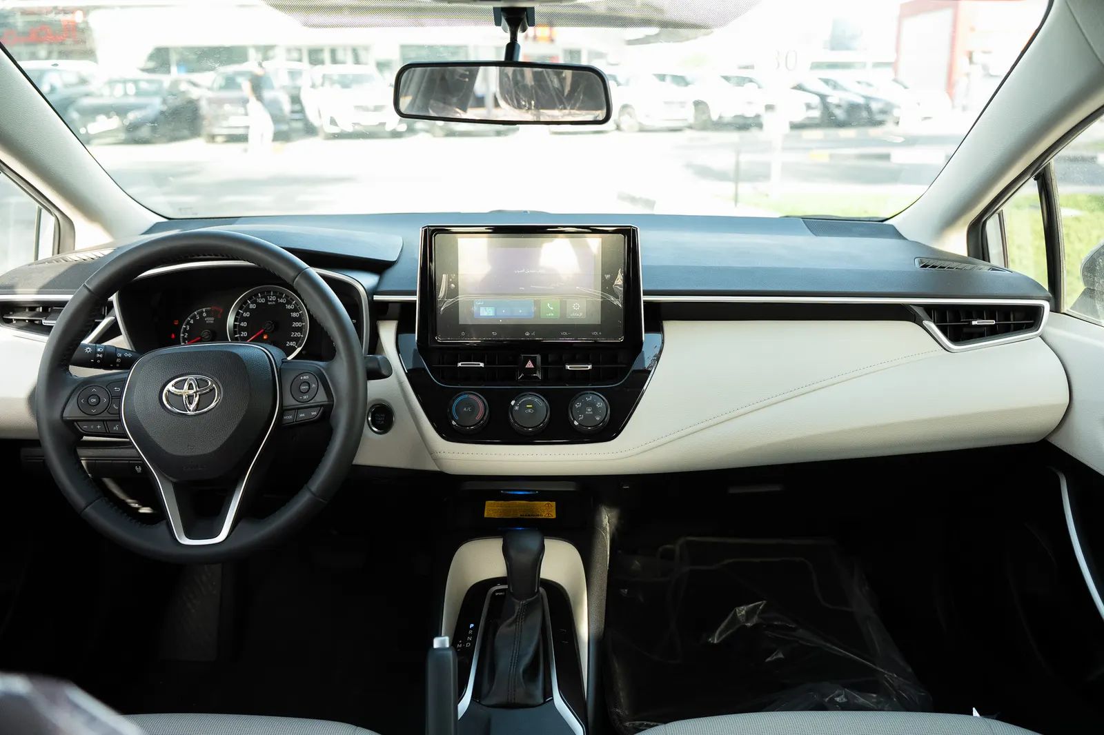 2025 Toyota Corolla photo 2