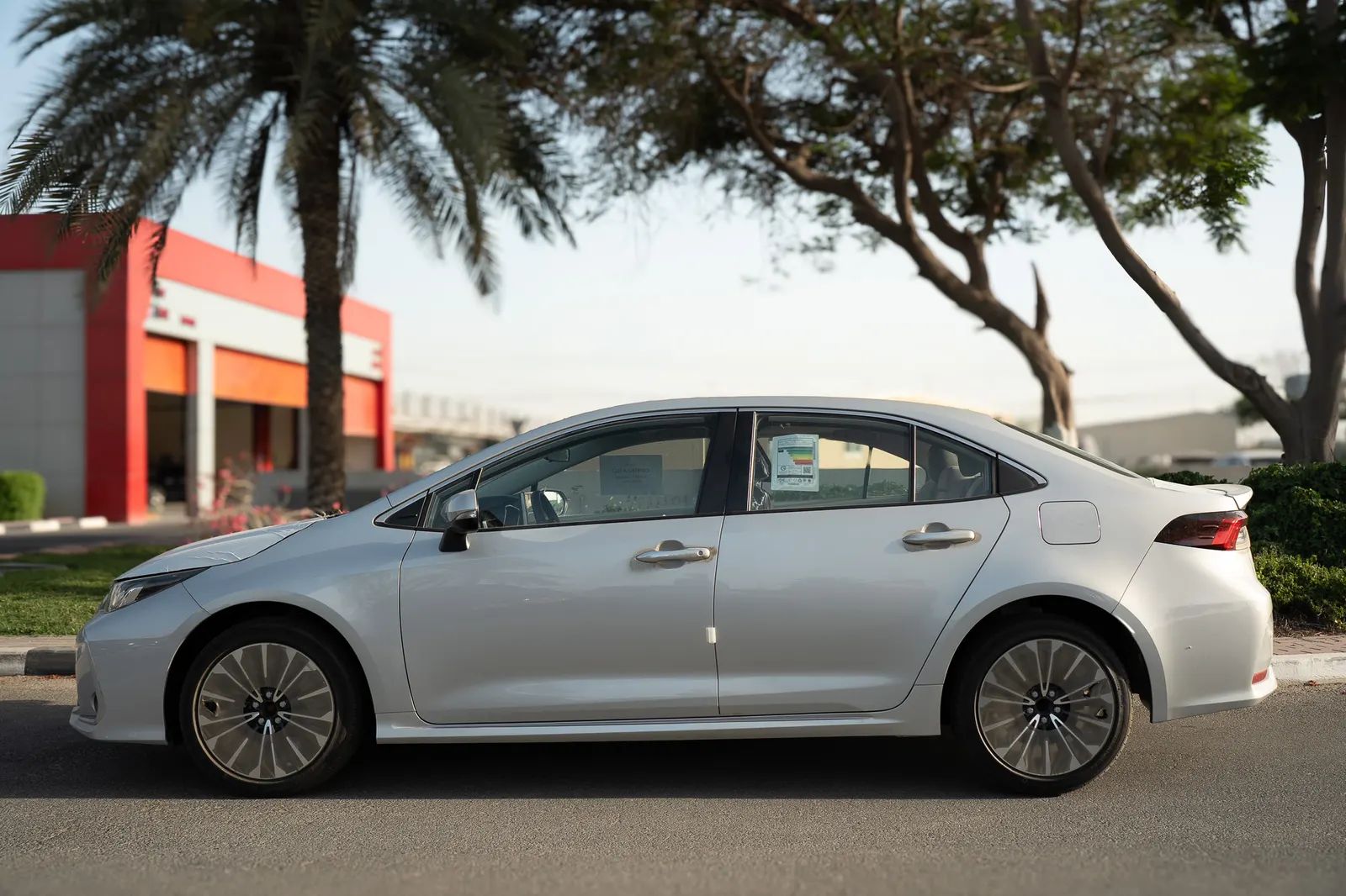 2025 Toyota Corolla photo 4