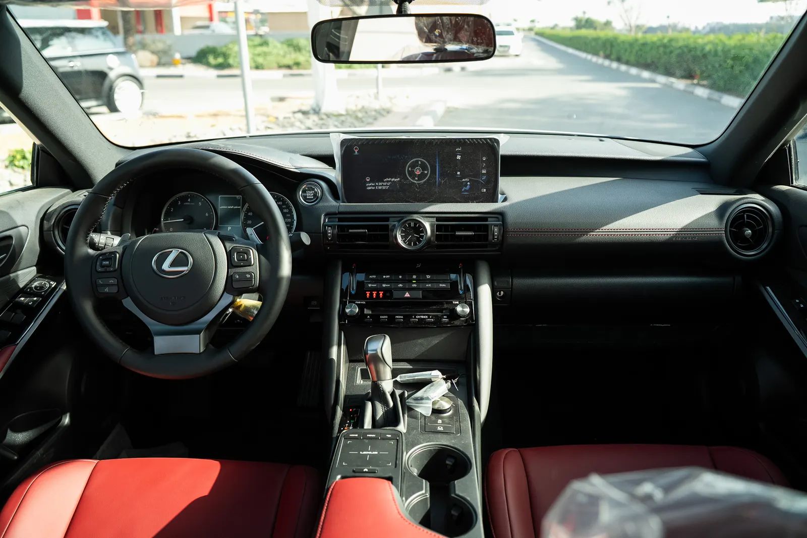 2025 Lexus IS photo 2