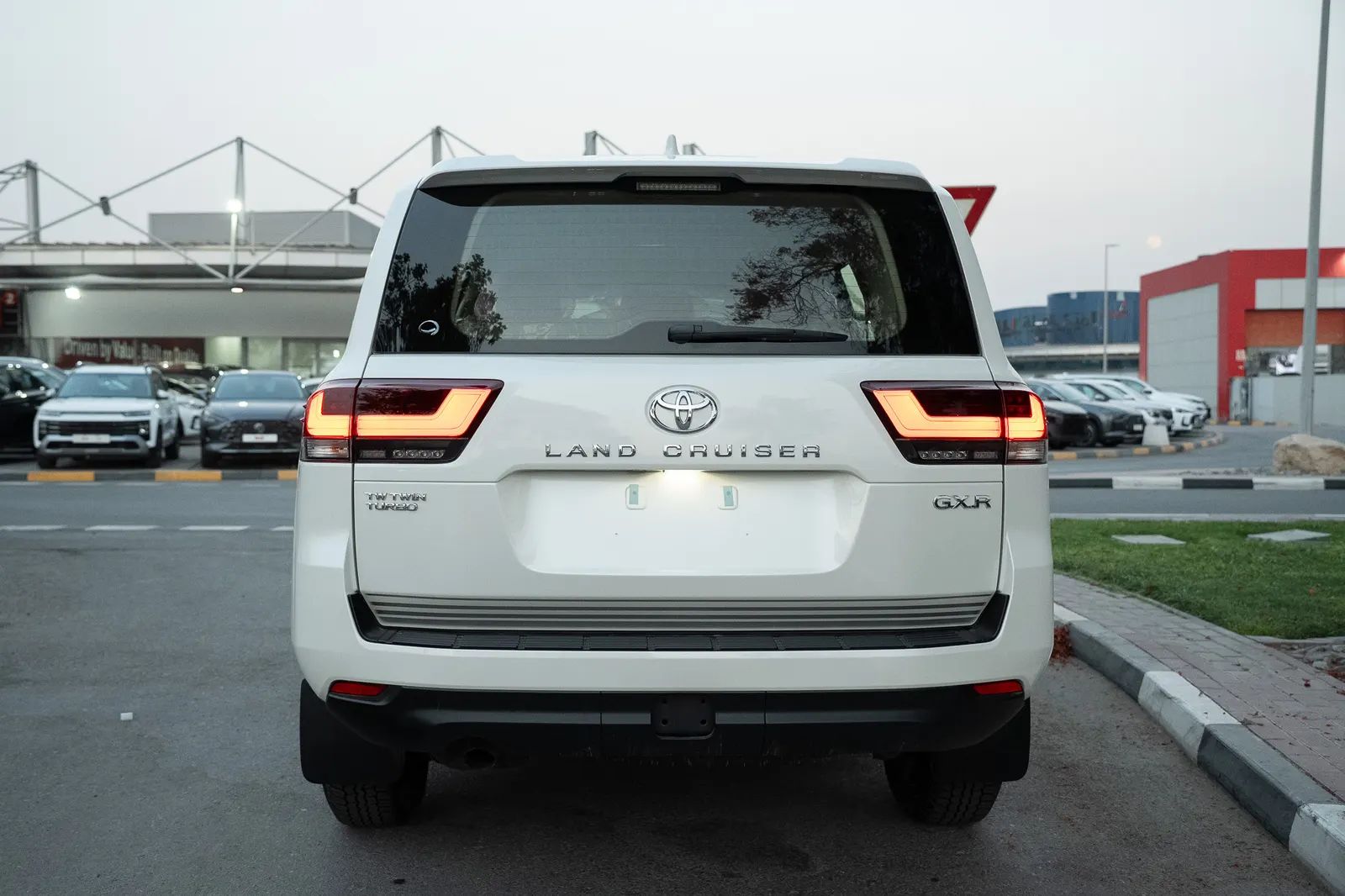 2026 Toyota Land Cruiser photo 5