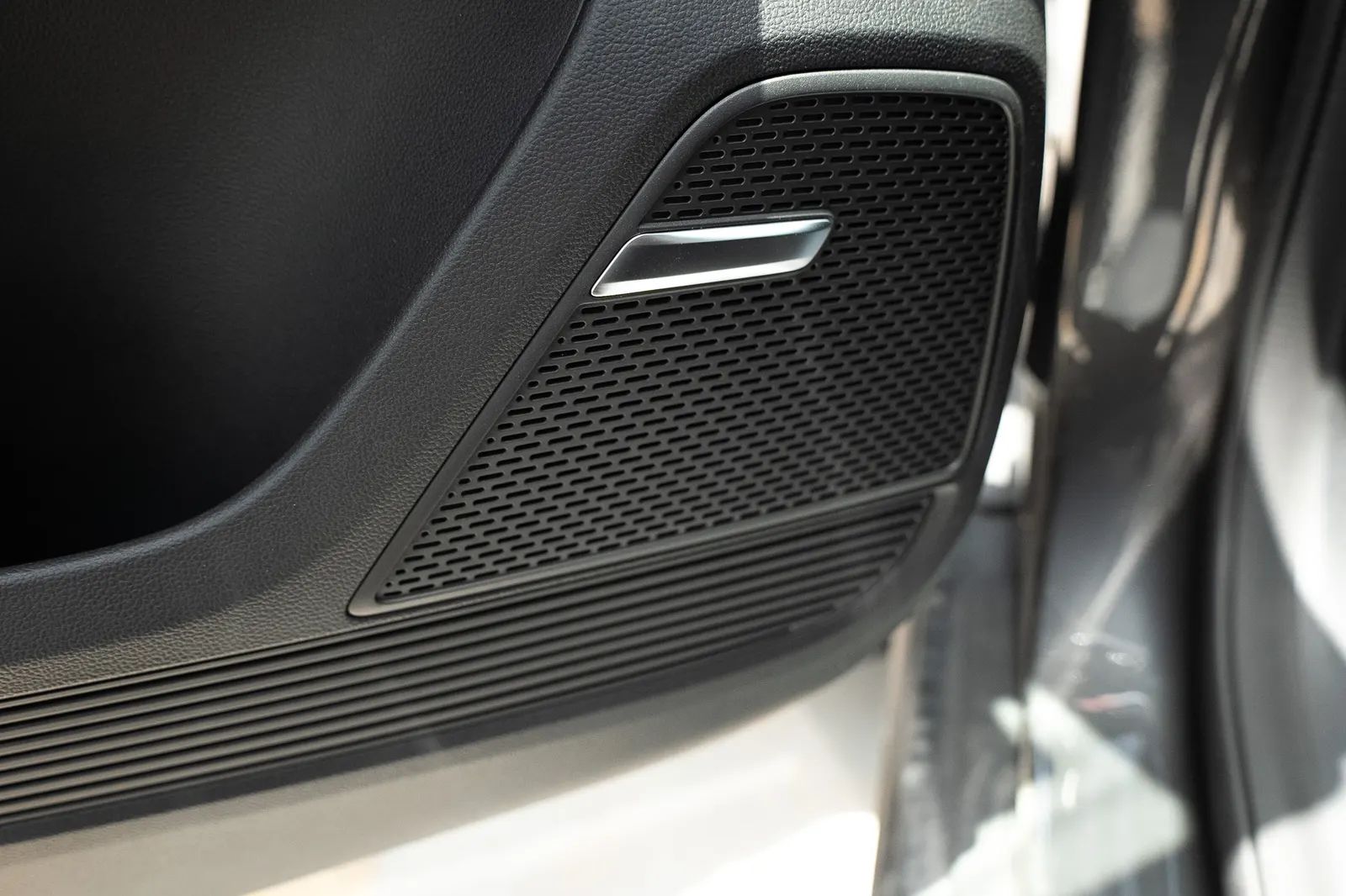 2025 MG RX5 photo 4