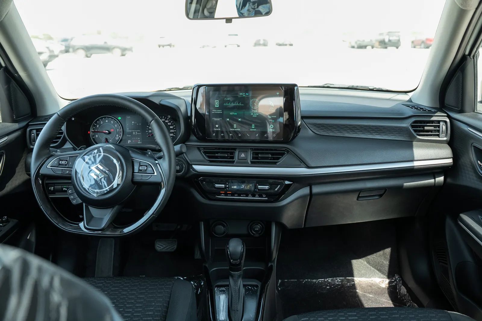 2026 Suzuki Swift photo 2