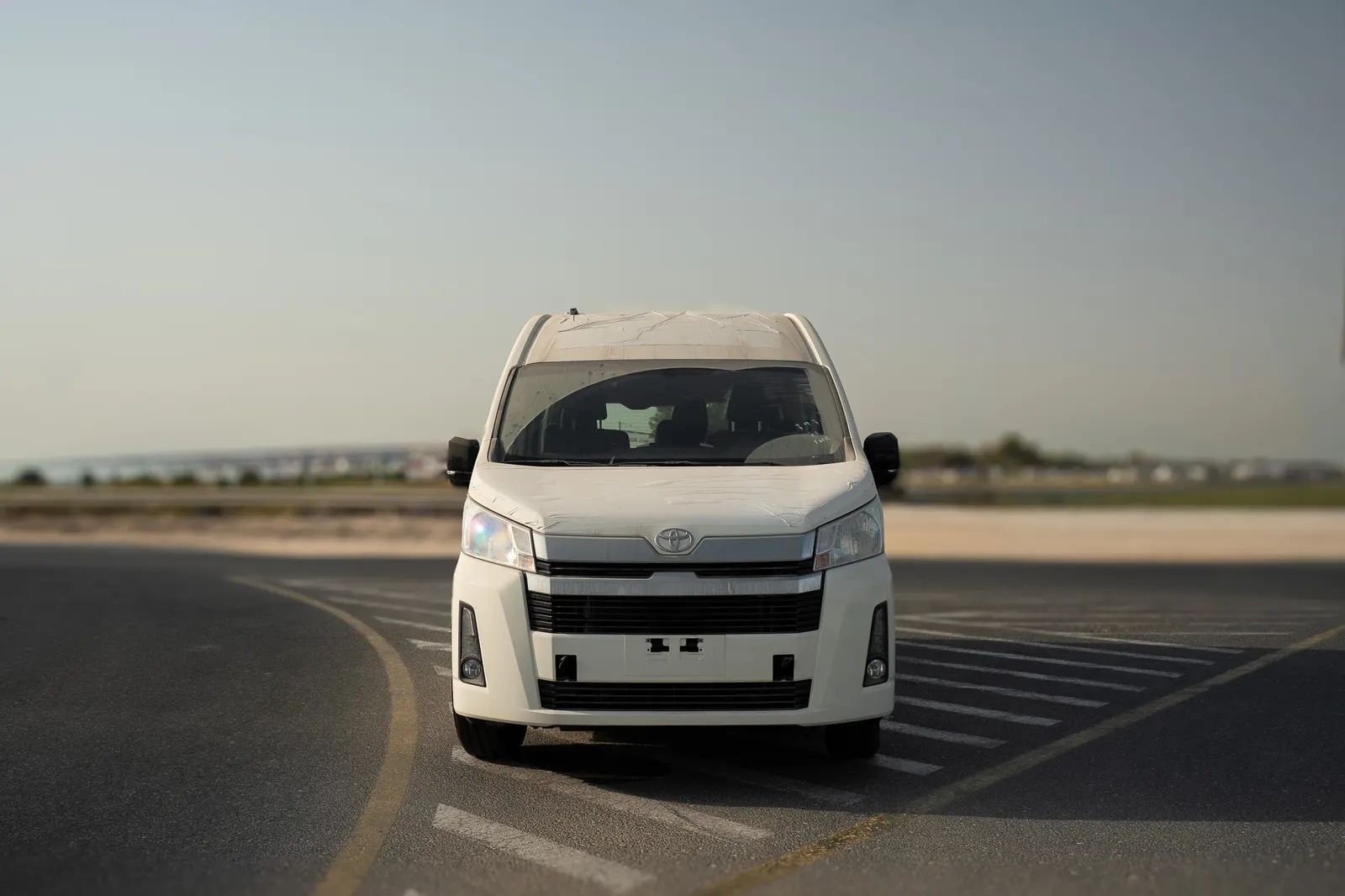 2026 Toyota Hiace photo 3