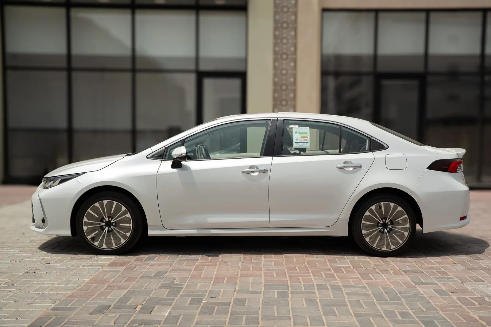 2025 Toyota Corolla photo 4