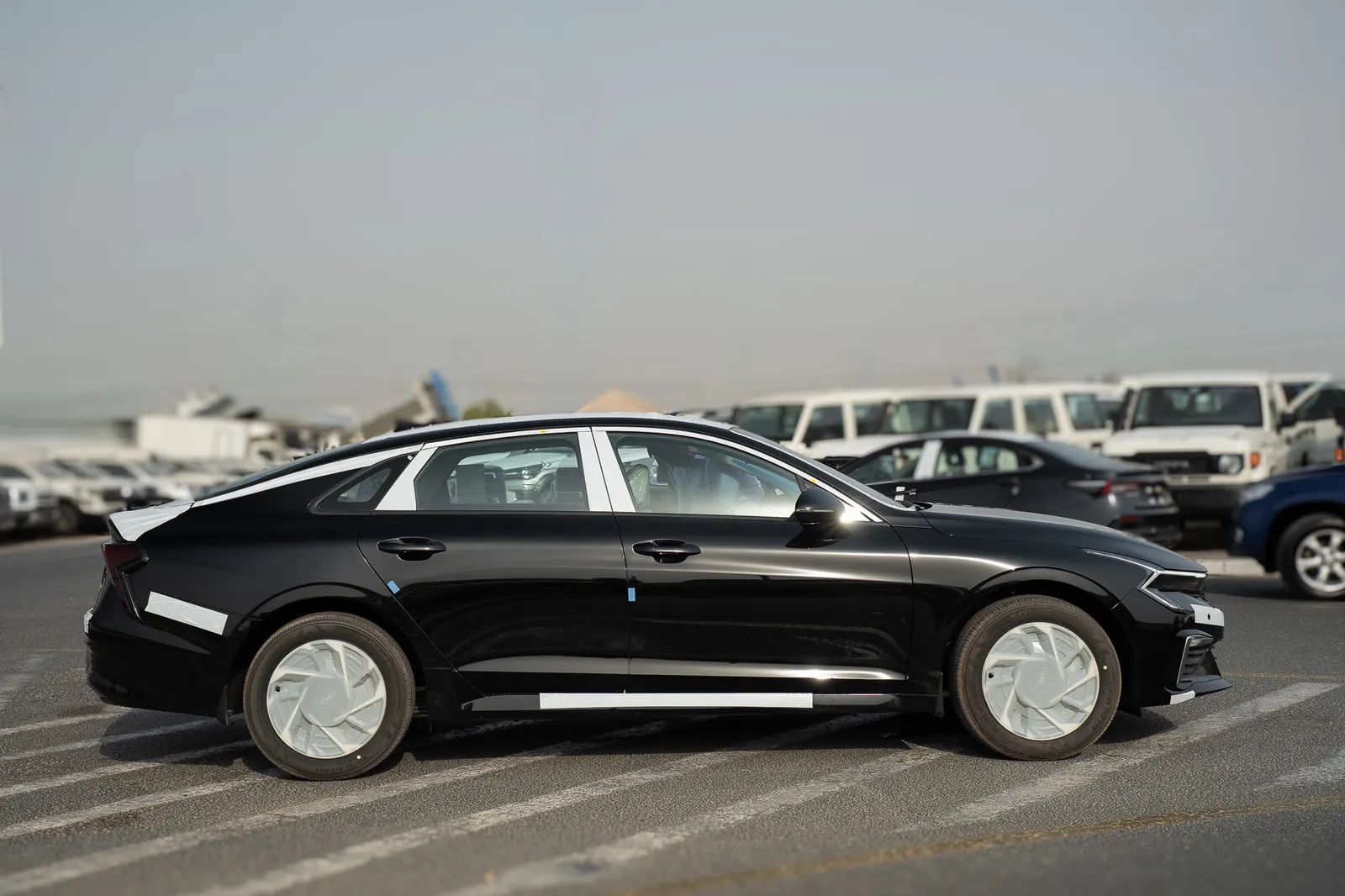 2027 Kia K5 photo 4