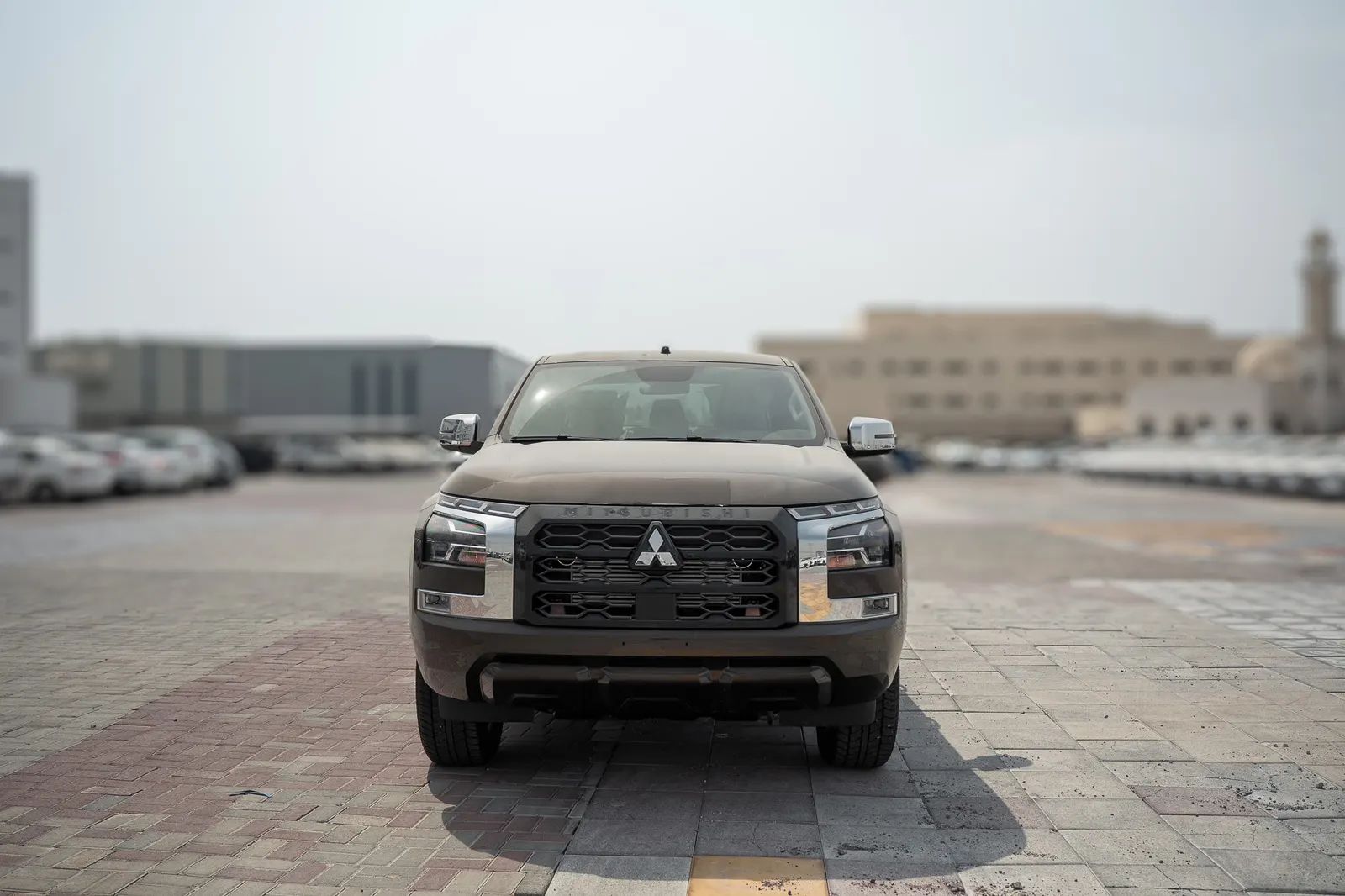 2027 Mitsubishi L200 photo 3