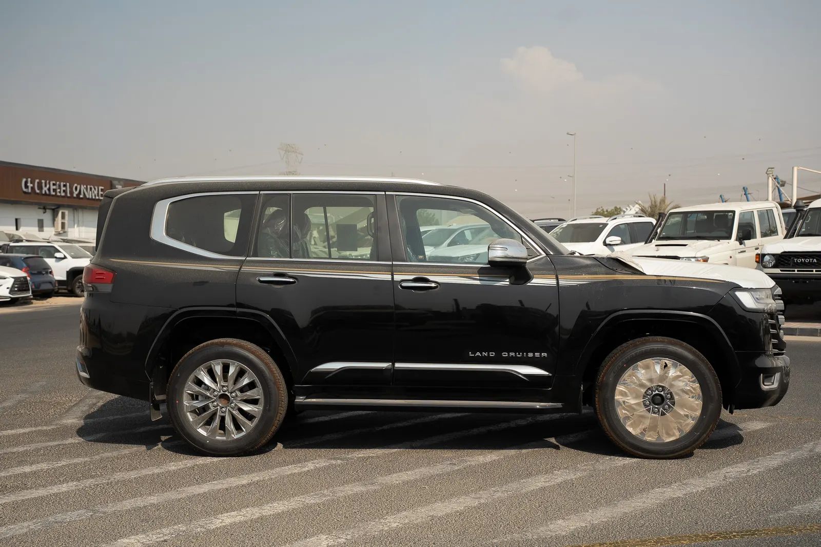 2026 Toyota Land Cruiser photo 5