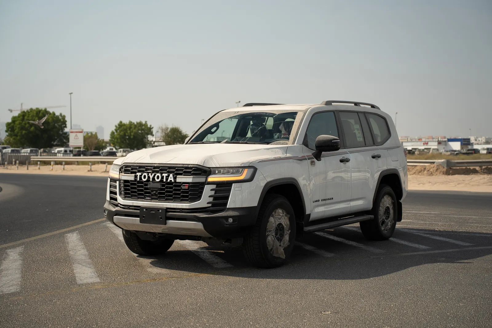 2026 Toyota Land Cruiser photo 3