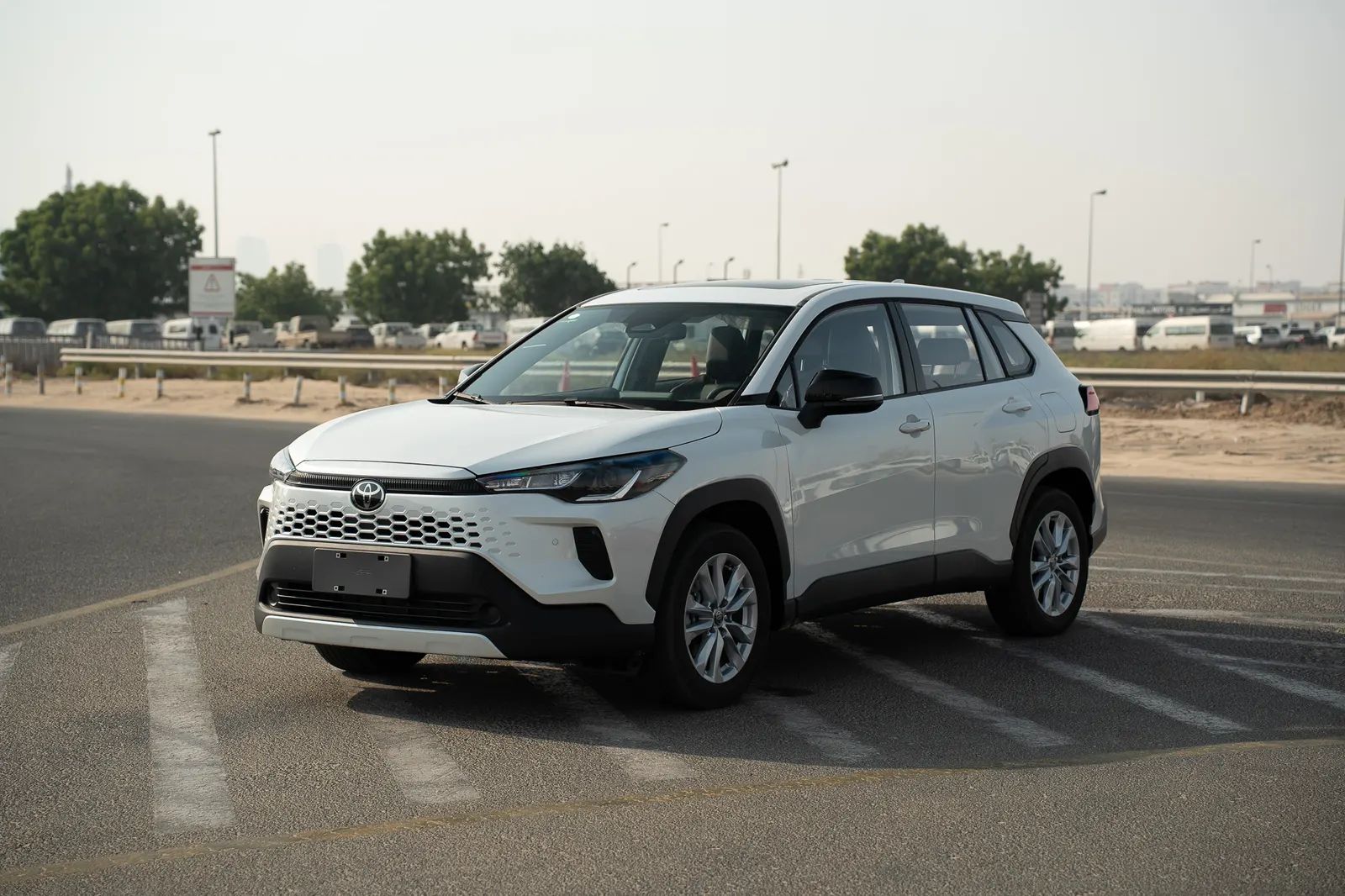 2026 Toyota Corolla photo 2