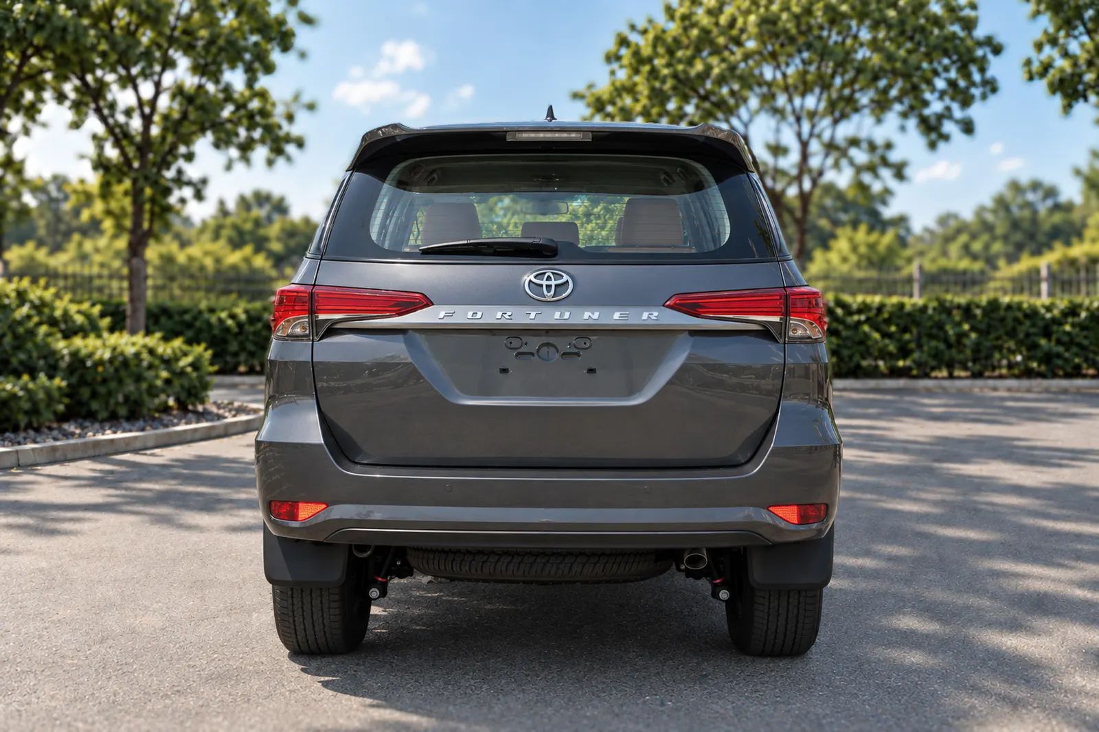 2026 Toyota Fortuner photo 4