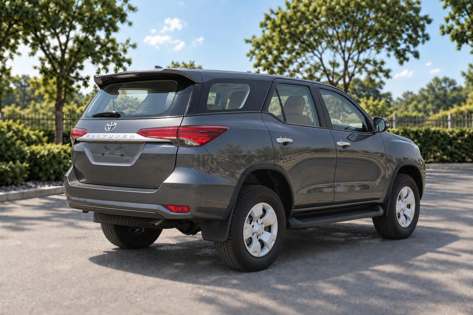 2026 Toyota Fortuner photo 5