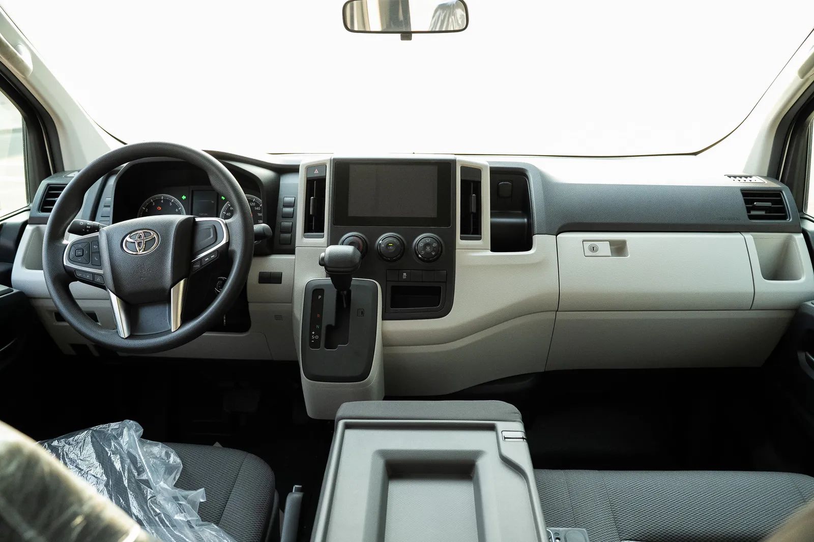 2026 Toyota Hiace photo 2